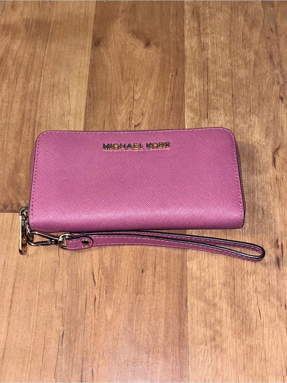 Michael Kors Pink Saffiano Leather Crossbody with Matching Wristlet - Picture 11 of 16